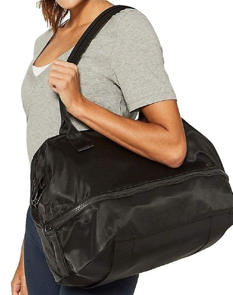 where to buy lululemon bags.